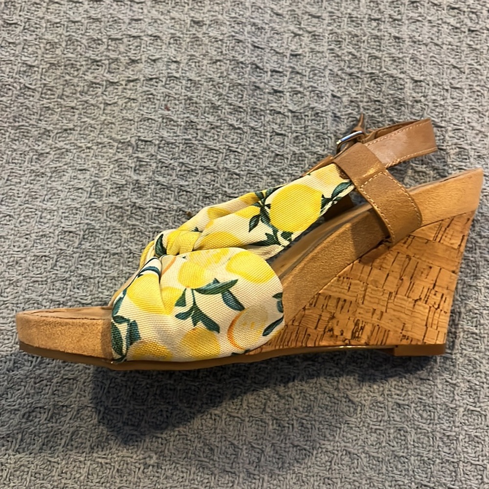Aerosols, women’s fashion, wedge, lemonade, tan suede sides, buckle